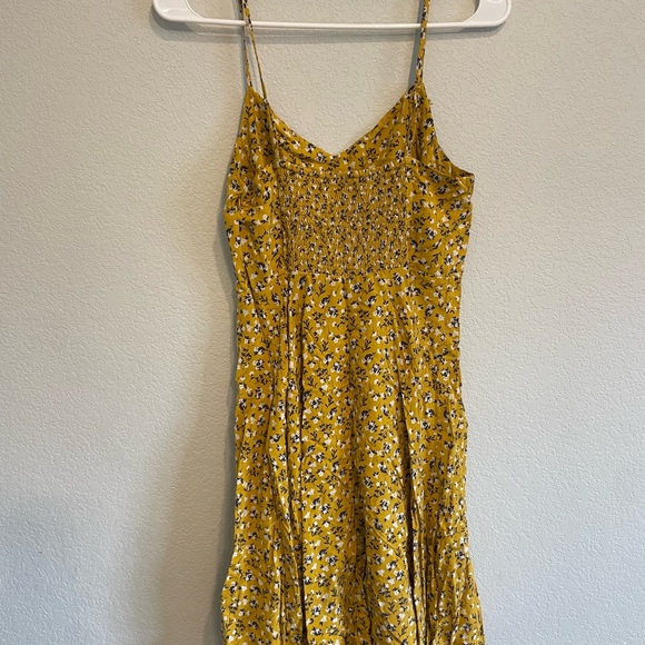Old Navy Yellow Floral Mini Dress Size Medium - Picture 7 of 9